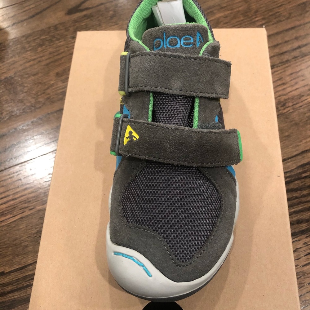Plae Kids Sneakers TY